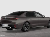 Gebraucht BMW 740 Executive 299 PS (219 kW) 2025 Grau Limousine
