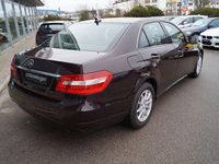 Gebraucht Mercedes E200 136 PS (100 kW) 2011 Braun Limousine