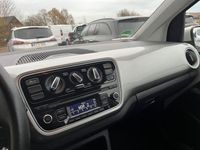 Gebraucht VW up! high up! 75 PS (55 kW) 2012 Weiß Kleinwagen