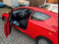 Gebraucht Hyundai i20 78 PS (57 kW) 2009 Rot Kleinwagen