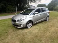 Gebraucht Kia Carens 141 PS (103 kW) 2016 Grau Van / Kleinbus