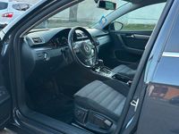 Gebraucht VW Passat 170 PS (125 kW) 2012 Grün Kombi