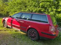 Gebraucht VW Passat 101 PS (74 kW) 2004 Rot Kombi