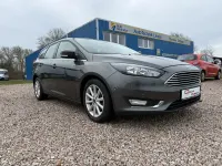 Gebraucht Ford Focus Titanium 125 PS (91 kW) 2016 Grau Limousine
