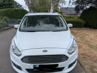 Gebraucht Ford S-MAX Titanium 160 PS (117 kW) 2018 Weiß Van / Kleinbus
