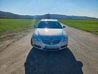 Usado Opel Insignia 160 HP (117 kW) 2010 Prateado Carrinha