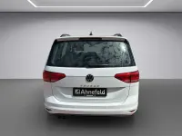 Gebraucht VW Touran Comfortline 150 PS (110 kW) 2022 Pure white Van / Kleinbus