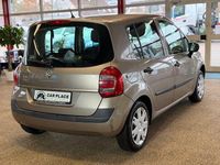 Usado Renault Modus Expression 75 HP (55 kW) 2010 Castanho Monovolume