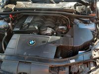 Gebraucht BMW 318 Exclusive 143 PS (105 kW) 2010 Blau Kombi