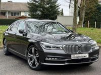 Gebraucht BMW 740 Sport Line 320 PS (235 kW) 2018 Sophistograu Limousine