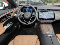 Gebraucht Mercedes E300 204 PS (150 kW) 2024 Weiß Limousine