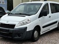 Gebraucht Peugeot TePee 128 PS (94 kW) 2012 Weiß Van / Kleinbus