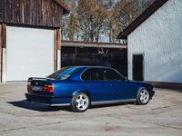 Używany BMW M5 Performance 340 KM (250 kW) 1992 Niebieski Kombi
