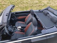 Gebraucht VW Beetle Allstar 105 PS (77 kW) 2016 Schwarz Kleinwagen