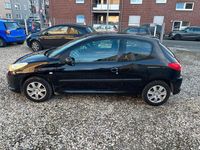 Gebraucht Peugeot 206+ 75 PS (55 kW) 2010 Schwarz Kleinwagen