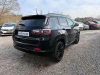 Gebraucht Jeep Compass 131 PS (96 kW) 2024 Schwarz SUV