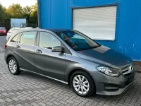 Gebraucht Mercedes B180 Style 122 PS (89 kW) 2016 Grau Kleinwagen