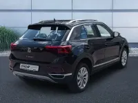 Gebraucht VW T-Roc Style 150 PS (110 kW) 2024 Schwarz SUV
