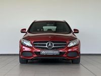 Używany Mercedes C250 211 KM (155 kW) 2017 Czerwony Kombi