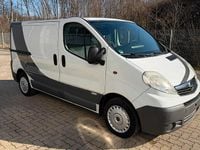 Gebraucht Opel Vivaro 114 PS (83 kW) 2007 Weiß Van / Kleinbus