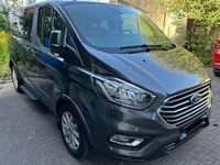 Gebraucht Ford Tourneo 170 PS (125 kW) 2023 Grau Van / Kleinbus