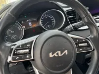 Gebraucht Kia Ceed Spirit 141 PS (103 kW) 2022 Weiß Kleinwagen