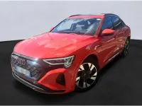 Gebraucht Audi Q8 Sportback e-tron Comfort 250 kW (340 PS) 2024 Soneirarot (metallic) SUV