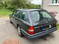 Gebraucht Mercedes 230 132 PS (97 kW) 1989 Blau Kombi