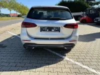 Gebraucht Mercedes B220 190 PS (139 kW) 2019 Iridiumsilber Kleinwagen