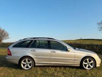 Gebraucht Mercedes C200 163 PS (119 kW) 2004 Silber Kombi
