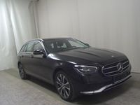 Gebraucht Mercedes E300 Avantgarde 306 PS (225 kW) 2022 Schwarz Kombi