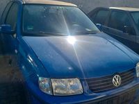 Gebraucht VW Polo 55 PS (40 kW) 1999 Blau Kleinwagen