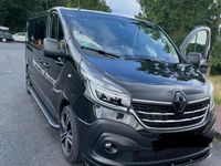 Second-hand Renault Trafic 150 CP (110 kW) 2021 Negru Monovolum