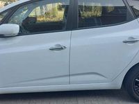 Gebraucht Kia Venga 125 PS (91 kW) 2016 Weiß Kleinwagen