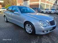 Gebraucht Mercedes E200 Avantgarde 184 PS (135 kW) 2007 Silber Limousine