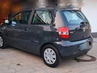 Usado VW Fox Refresh 55 CV (40 kW) 2010 Gris Utilitario