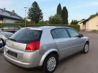 Gebraucht Opel Signum Edition+ 155 PS (114 kW) 2005 Grau Kleinwagen