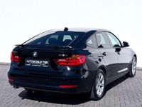 Gebraucht BMW 318 150 PS (110 kW) 2016 Schwarz Limousine