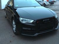 Gebraucht Audi S3 Ambiente 300 PS (220 kW) 2014 Schwarz Limousine