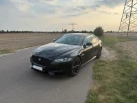 Gebraucht Jaguar XF R-Sport 179 PS (131 kW) 2020 Schwarz Limousine