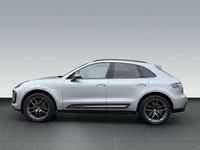 Gebraucht Porsche Macan 265 PS (194 kW) 2023 Dolomitsilbermetallic (metallic) SUV
