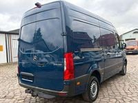Gebraucht Mercedes Sprinter 163 PS (119 kW) 2019 Stahlblau Van