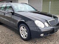 Gebraucht Mercedes E200 Classic 163 PS (119 kW) 2004 Schwarz Kombi