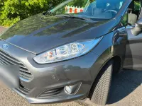 Gebraucht Ford Fiesta 101 PS (74 kW) 2016 Grau Kleinwagen