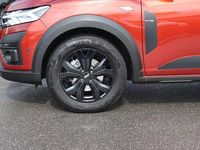 Gebraucht Dacia Jogger Extreme 110 PS (80 kW) 2023 Terrakottabraun Van / Kleinbus