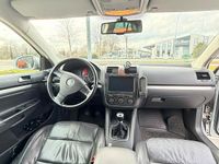 Gebraucht VW Jetta 140 PS (102 kW) 2006 Silber Limousine
