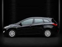 Gebraucht Hyundai i30 Classic 101 PS (74 kW) 2017 Schwarz Kombi