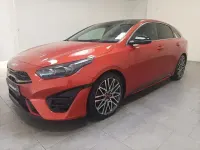 Używany Kia ProCeed GT 204 KM (150 kW) 2022 Pomarańczowy Kombi