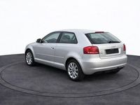 Gebraucht Audi A3 Attraction 102 PS (75 kW) 2010 Silber Kleinwagen