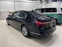 Gebraucht BMW 730 265 PS (194 kW) 2017 Saphirschwarz Limousine